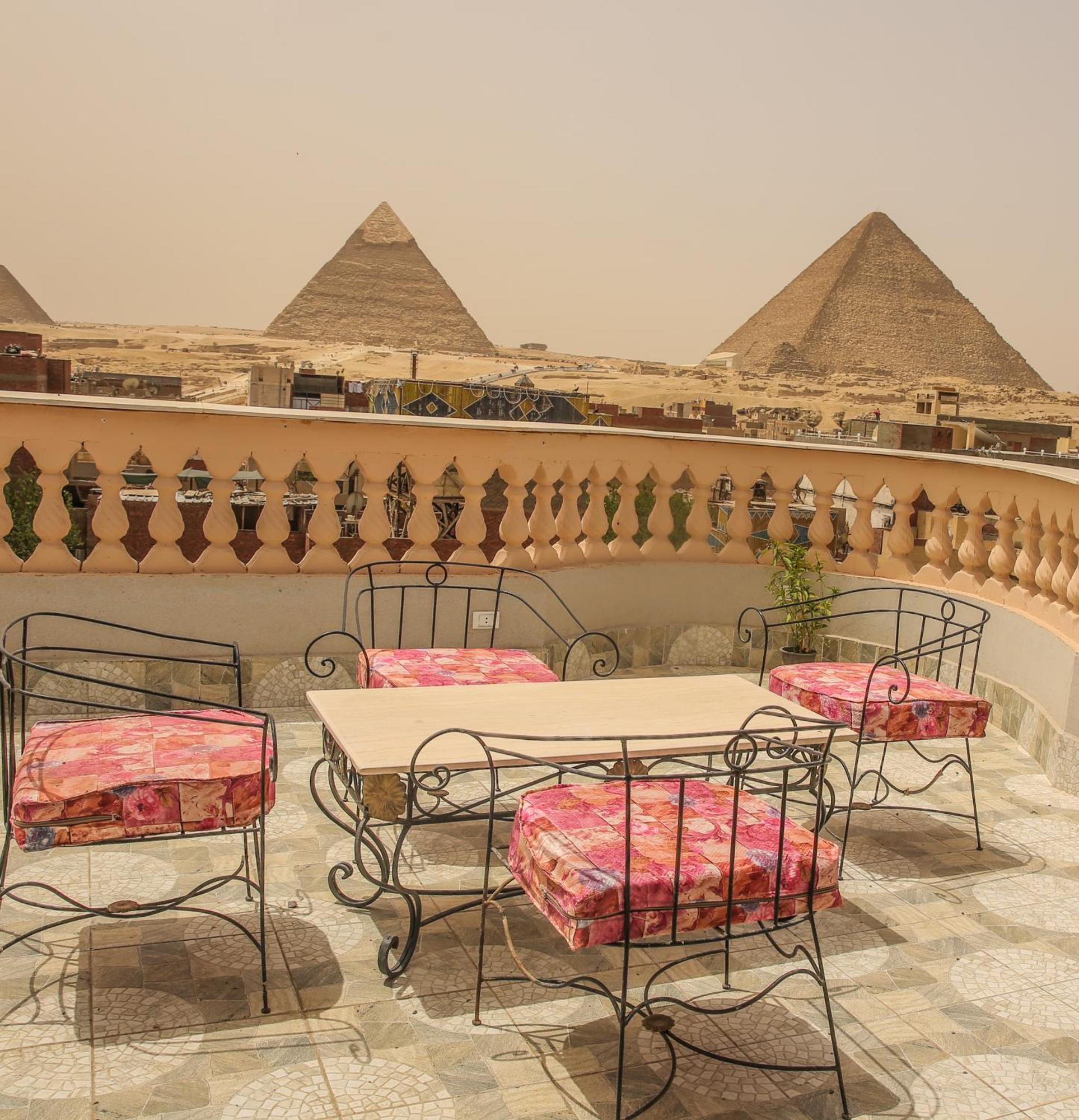 Queen Pyramids View Inn Kafret el-Gabal Dış mekan fotoğraf